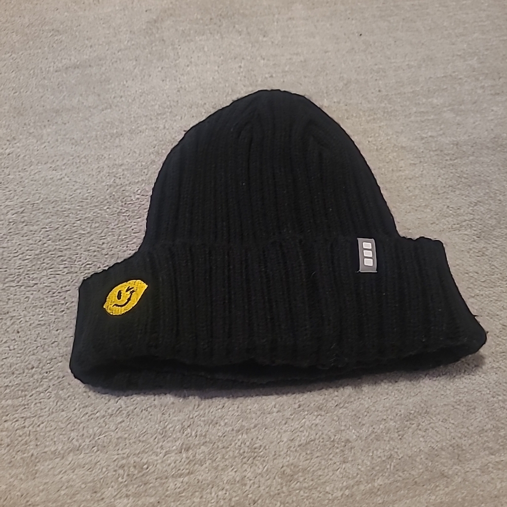 Elevate Sherpa Lined Beanie Black With Huberts Lemonade Logo. One Size. Unisex